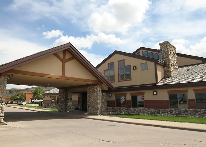 C'mon & Hotel Fargo